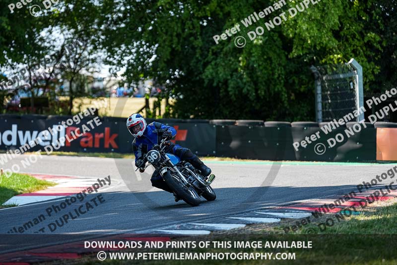 cadwell park;cadwell park photographs;cadwell trackday photographs;enduro digital images;event digital images;eventdigitalimages;peter wileman photography;racing digital images;trackday digital images;trackday photos